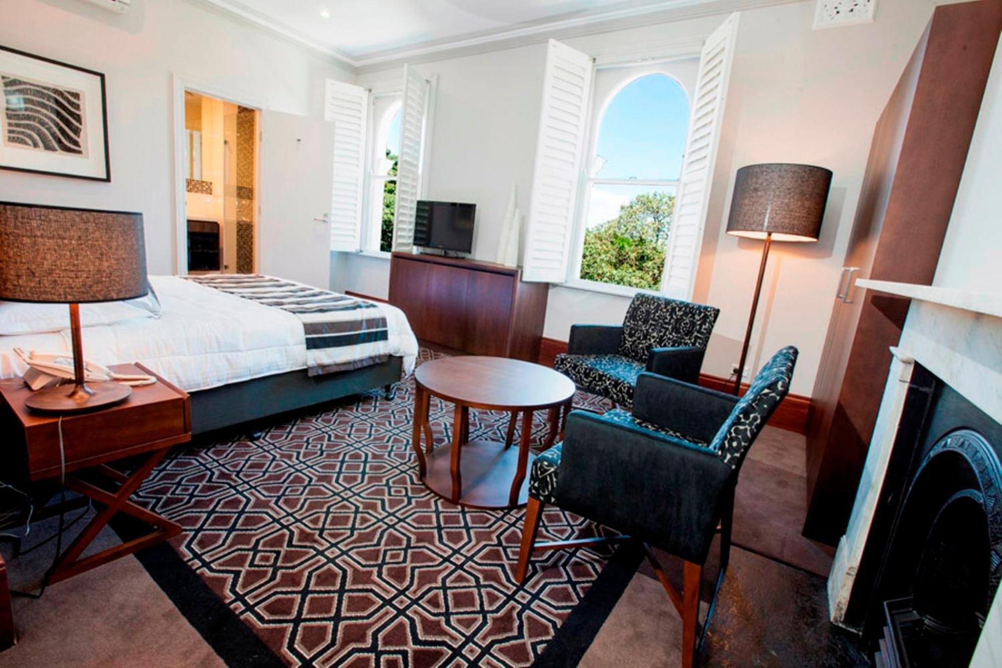 Luxury Queen Suite Balcony