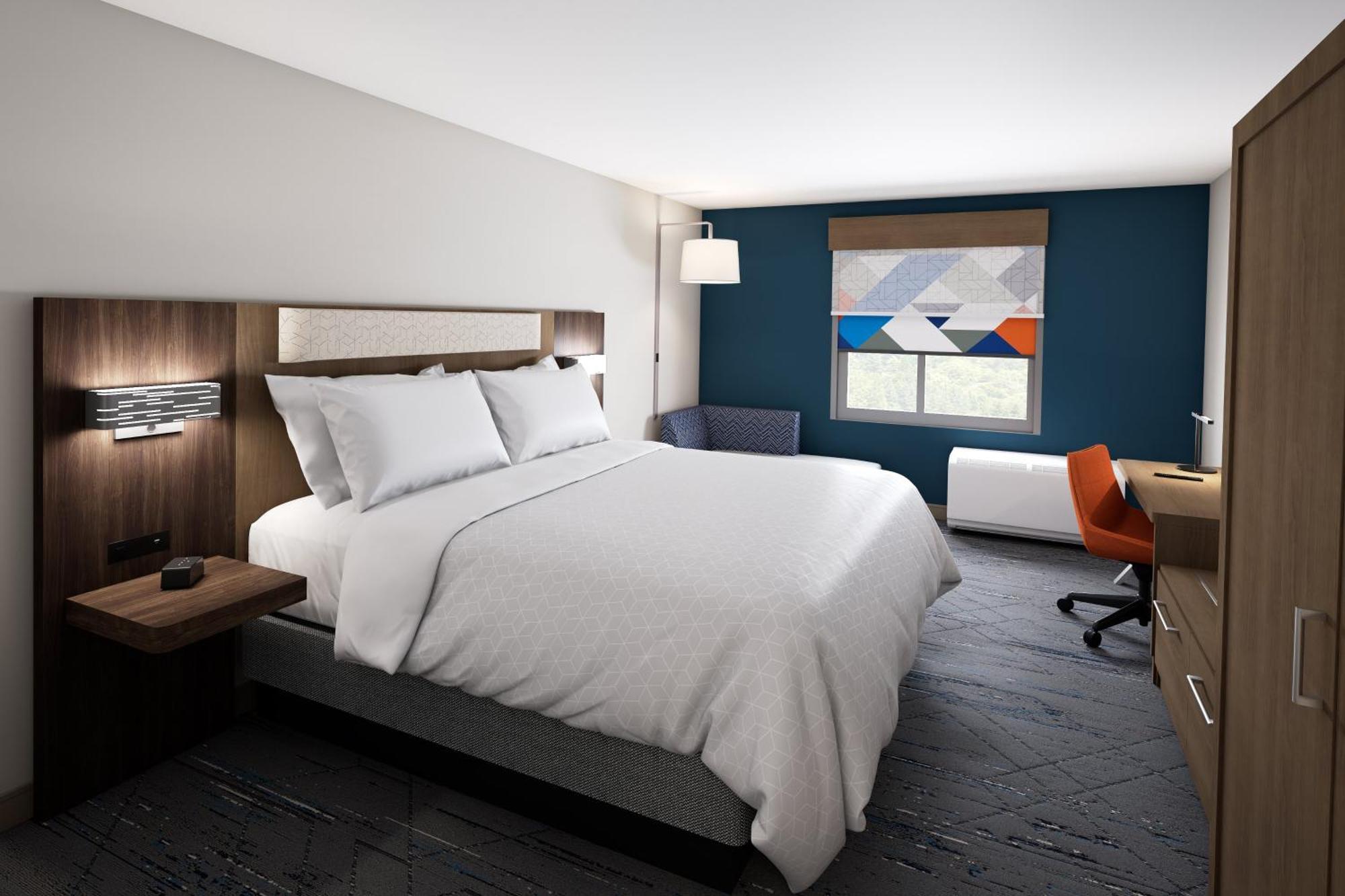 King Suite with Dining Area