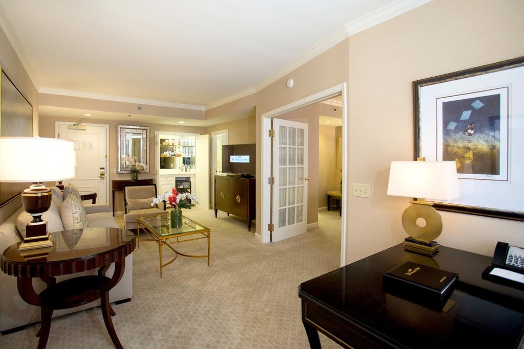 Luxury Suite