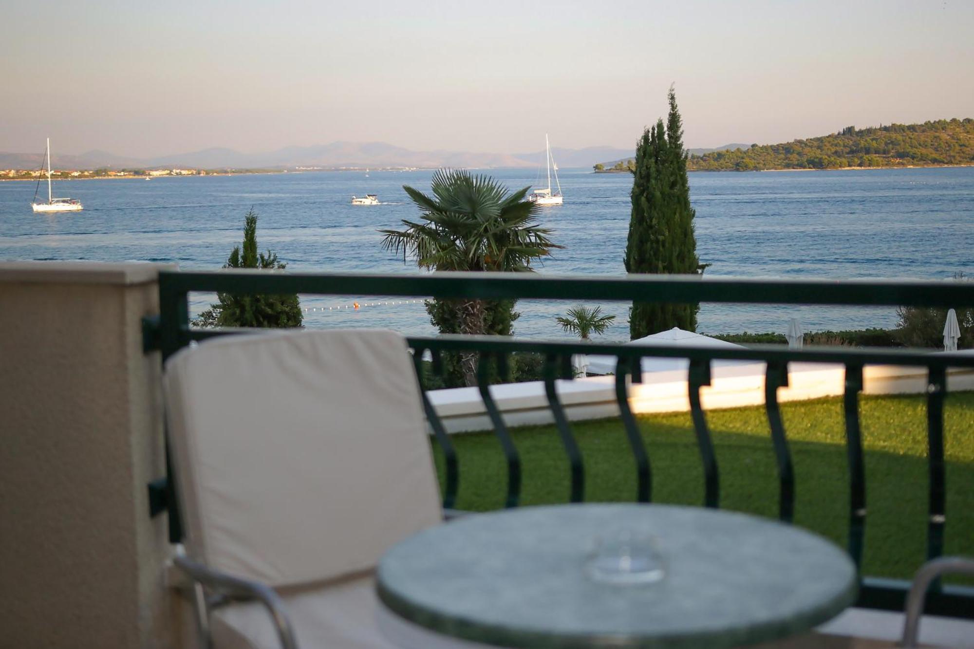 Deluxe Plus Twin Room Extra Bed Balcony Sea View