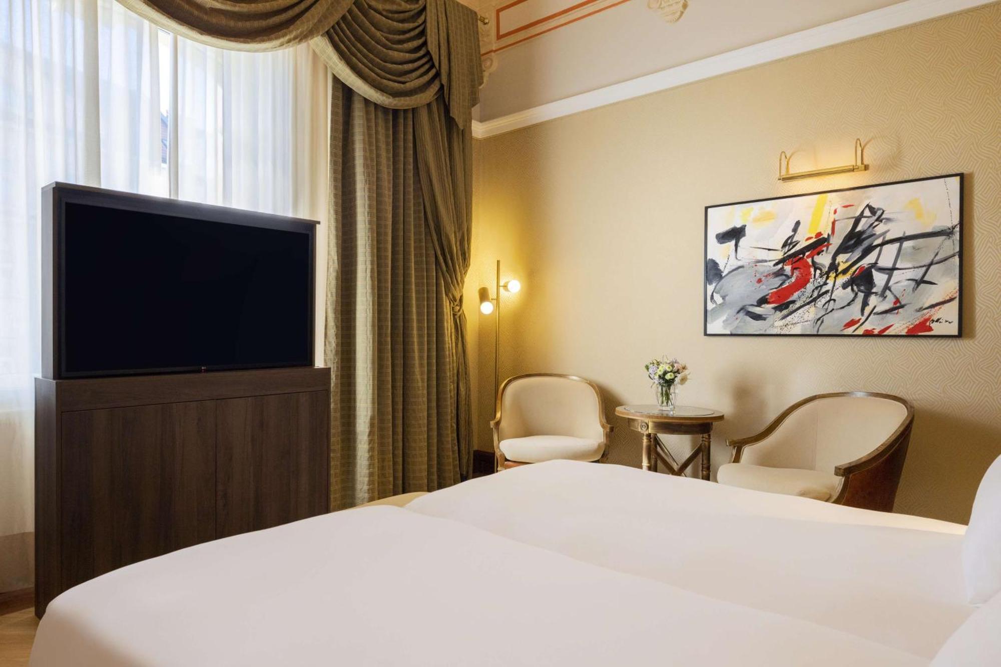 Junior Suite,1681715115:JPEG