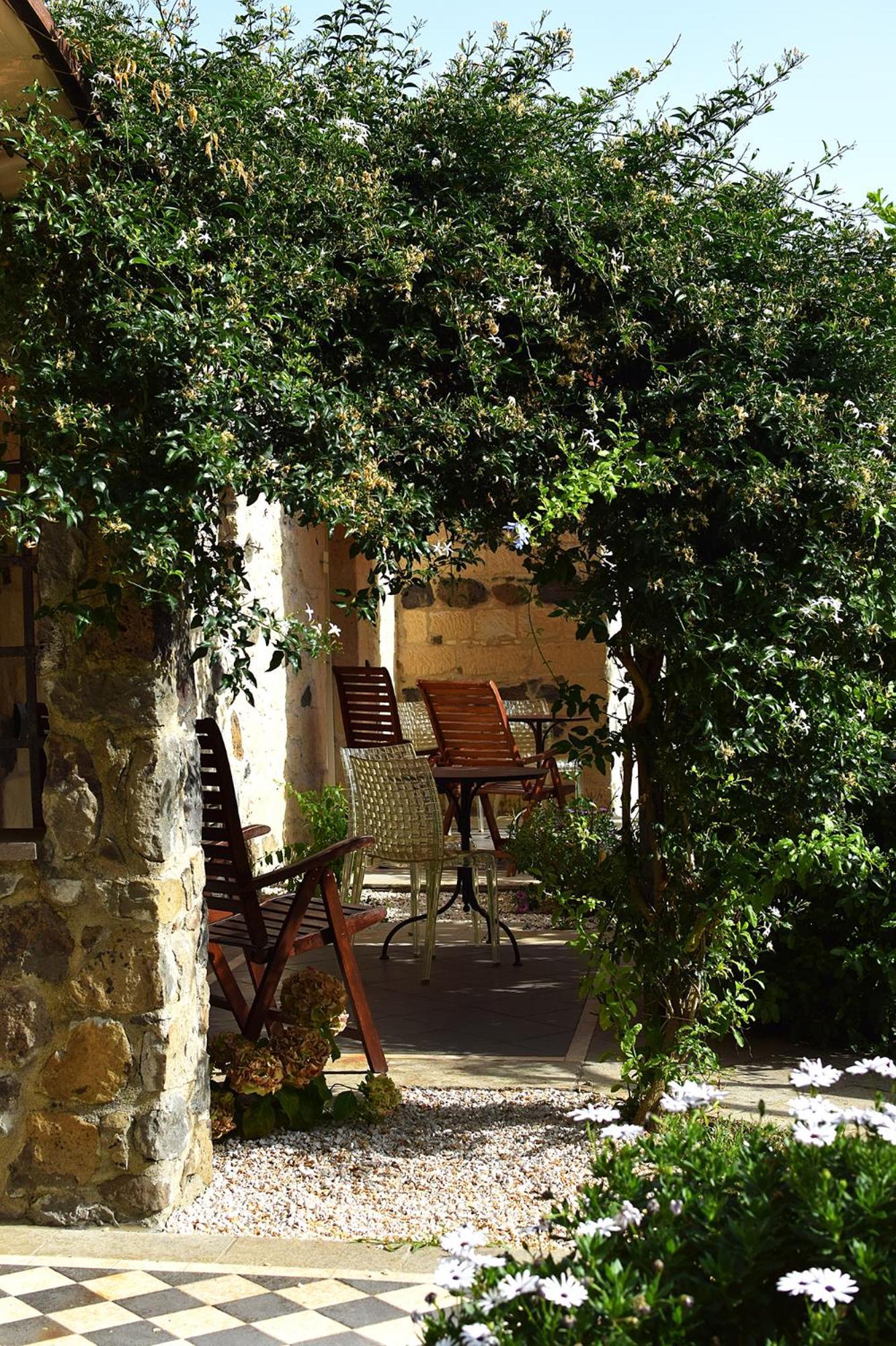 Double Room Garden View