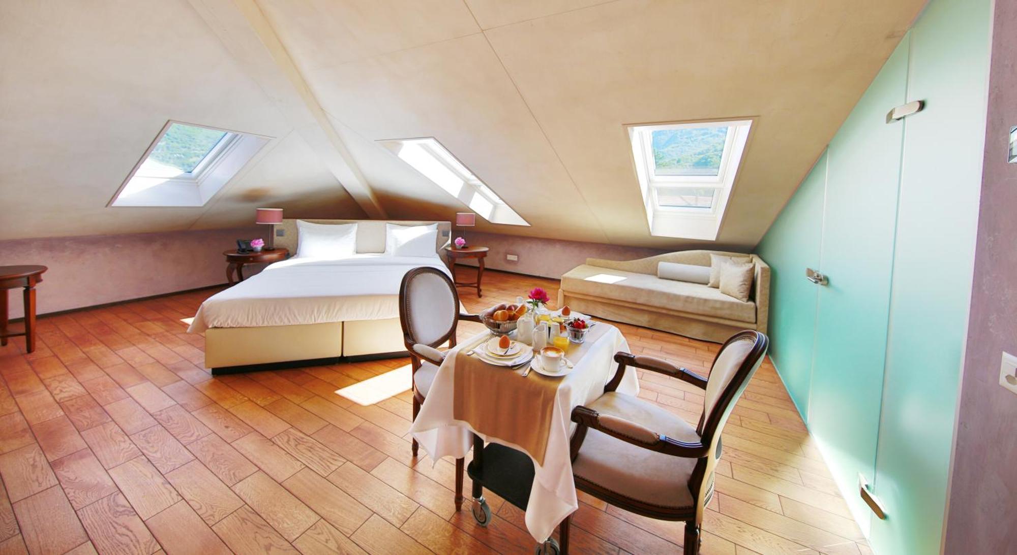 Tower Suite,1284931027:JPEG