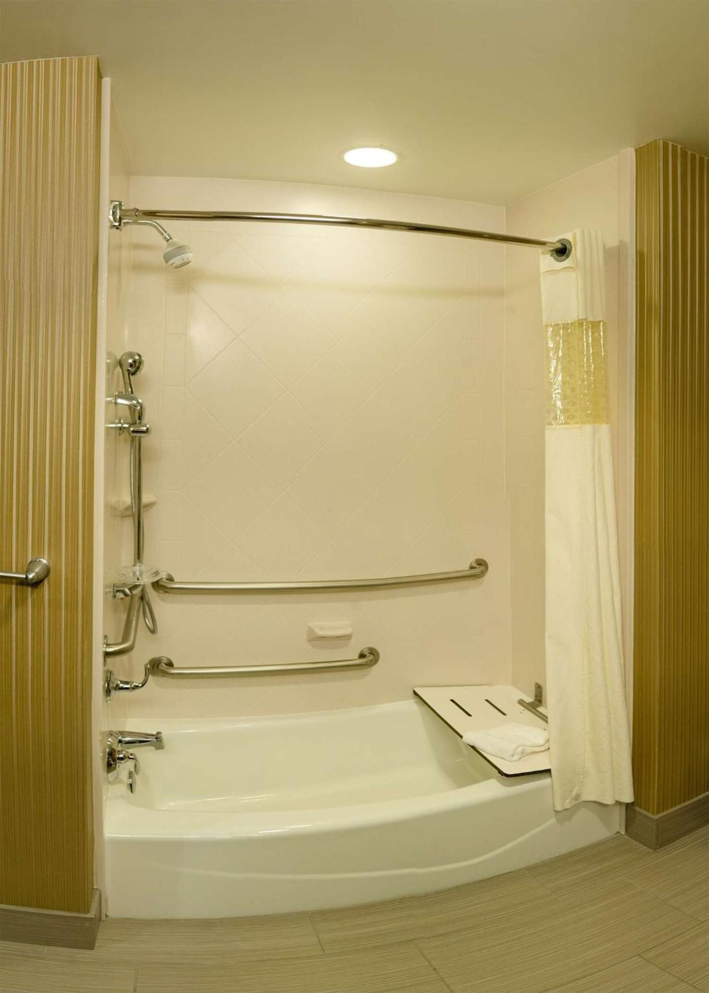 King Room - Mobility Access/Non-Smoking