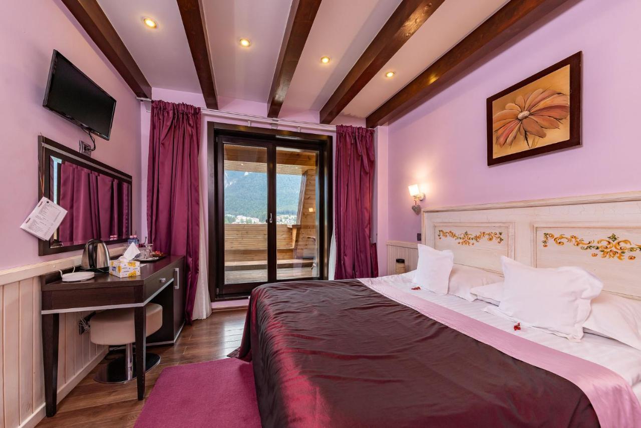 Double Room Mountain View