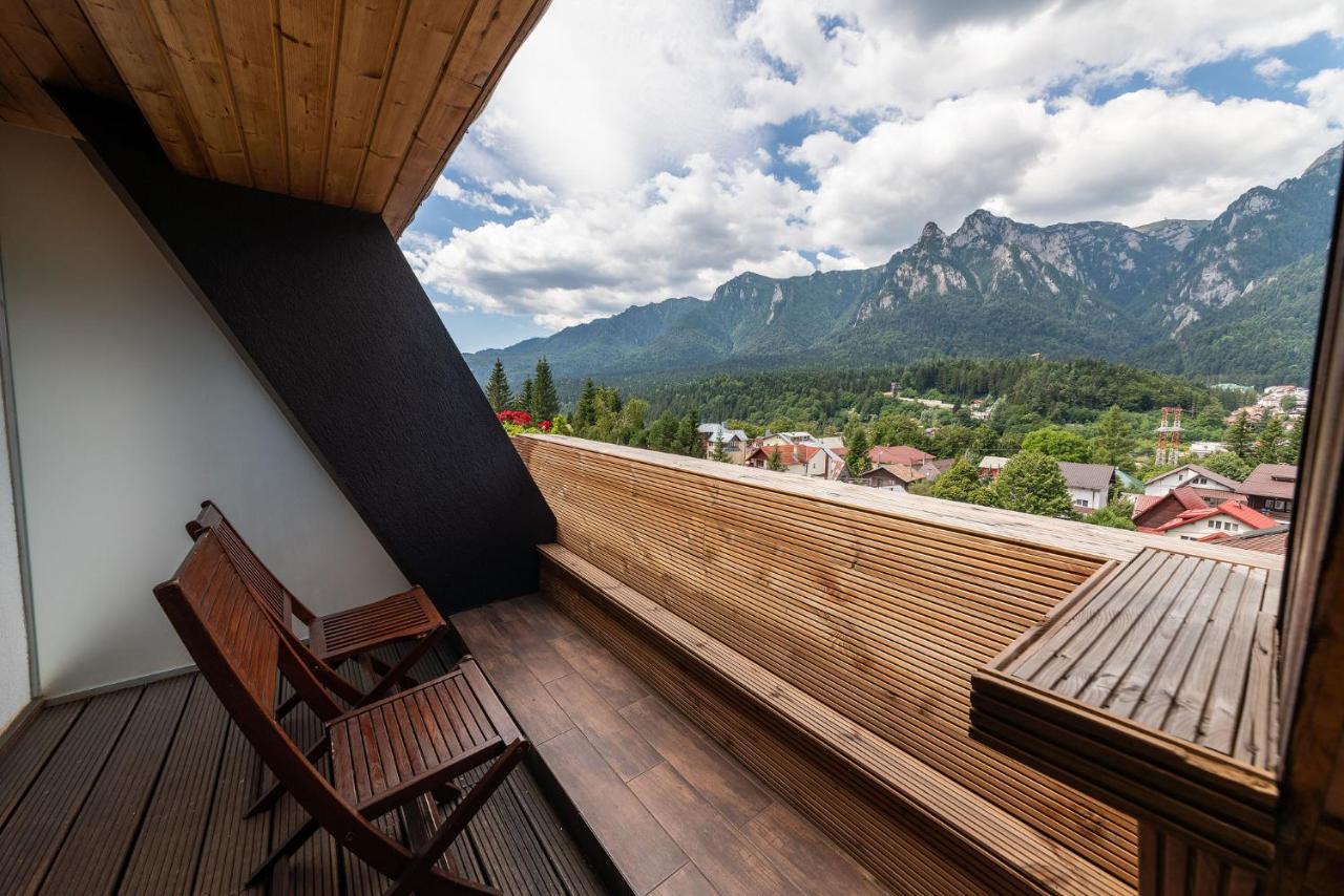 Double Room Mountain View