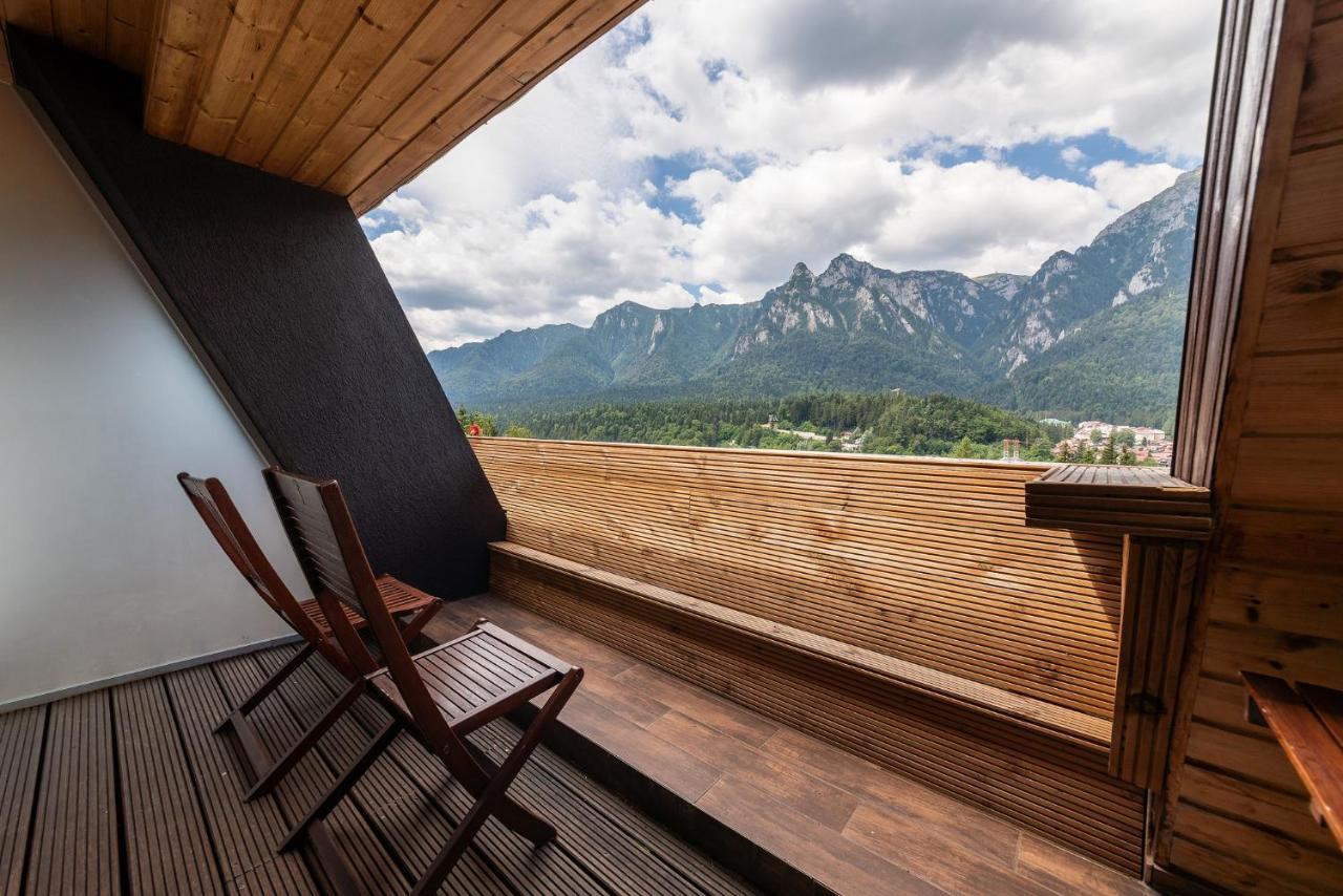 Double Room Mountain View