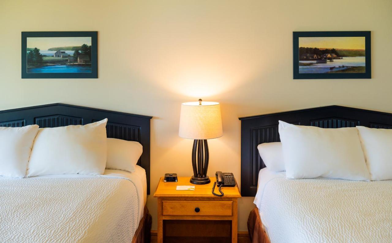 One-Bedroom Cottage with Two Queen Beds,1293090295:JPEG