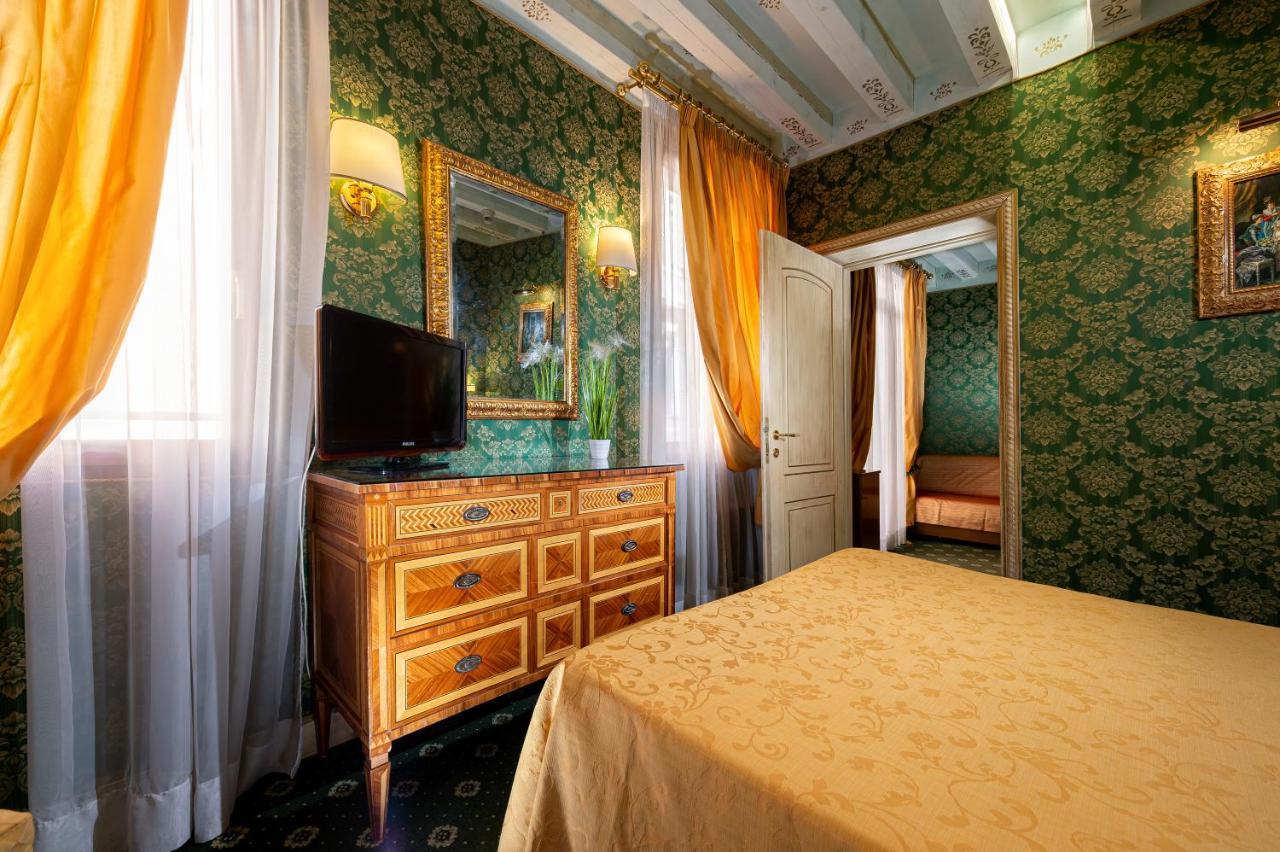 Triple Room,1293198256:JPEG
