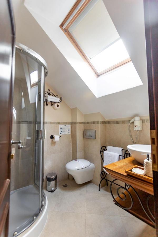 Double or Twin Room Sauna access