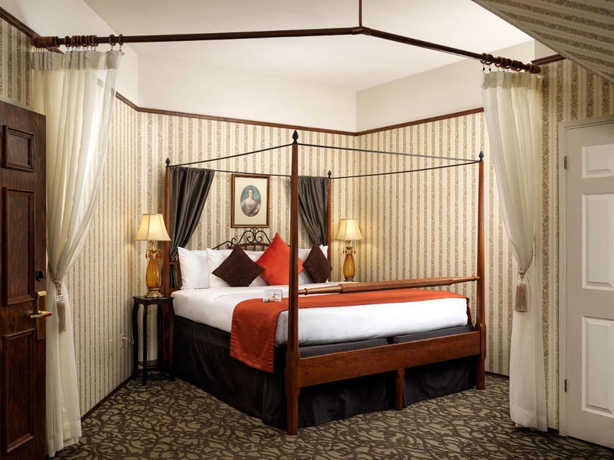 King Room,1296110647:JPEG