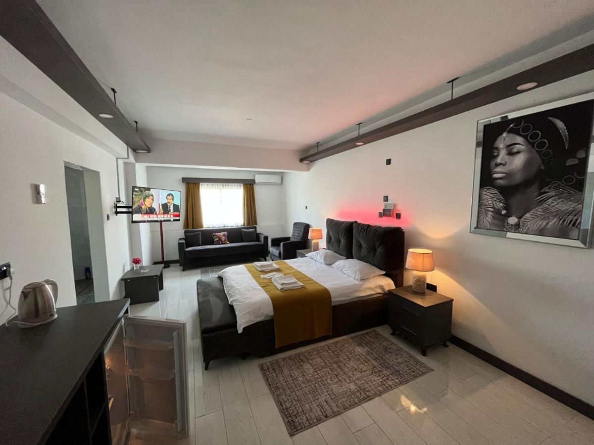 Deluxe Double Room with Extra Bed