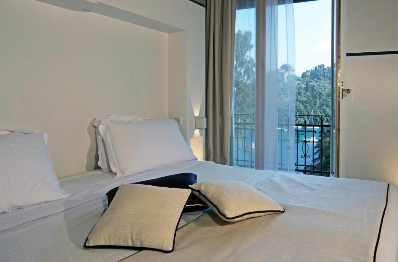 Deluxe Double or Twin Room Sea View