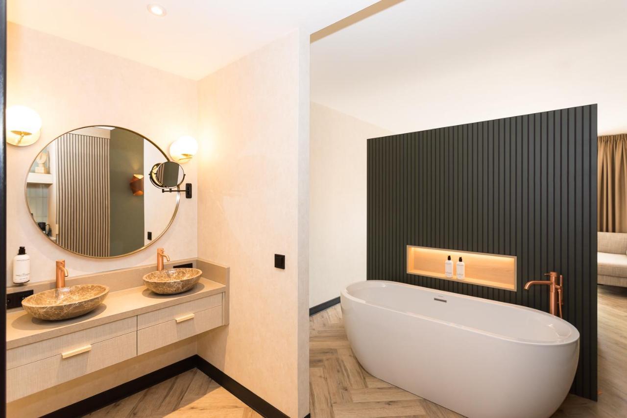 Royal Garden Suite