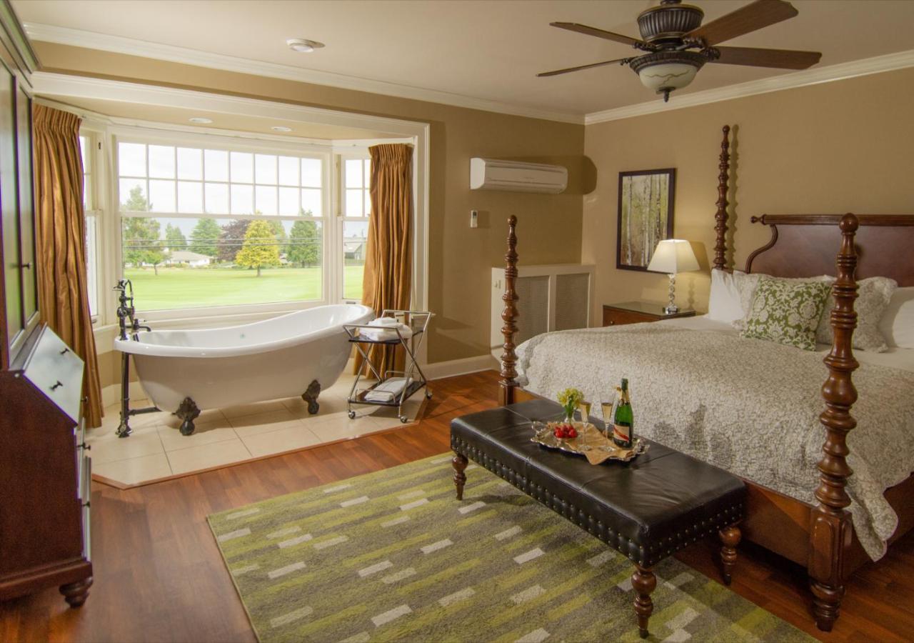 King Suite Ocean View