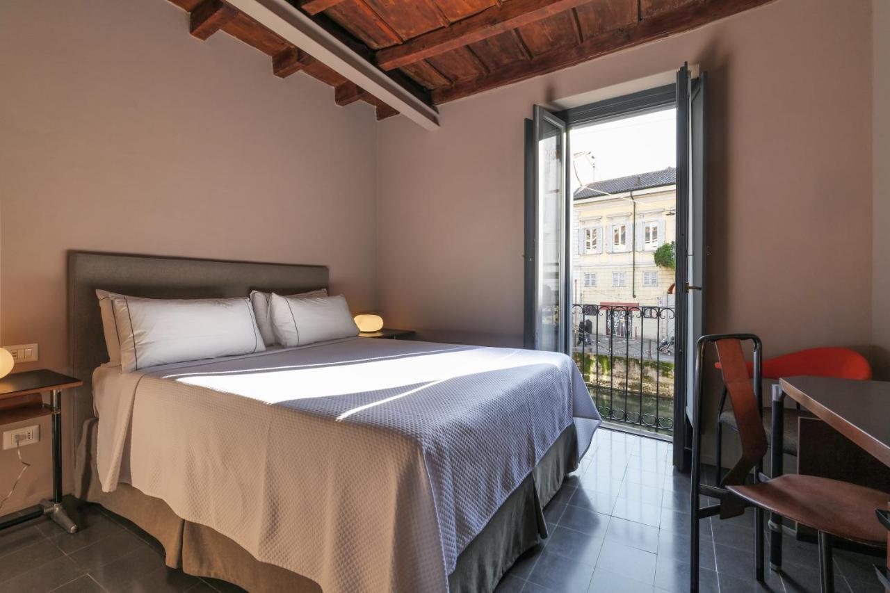 Superior Deluxe Double Room Canal View Annex