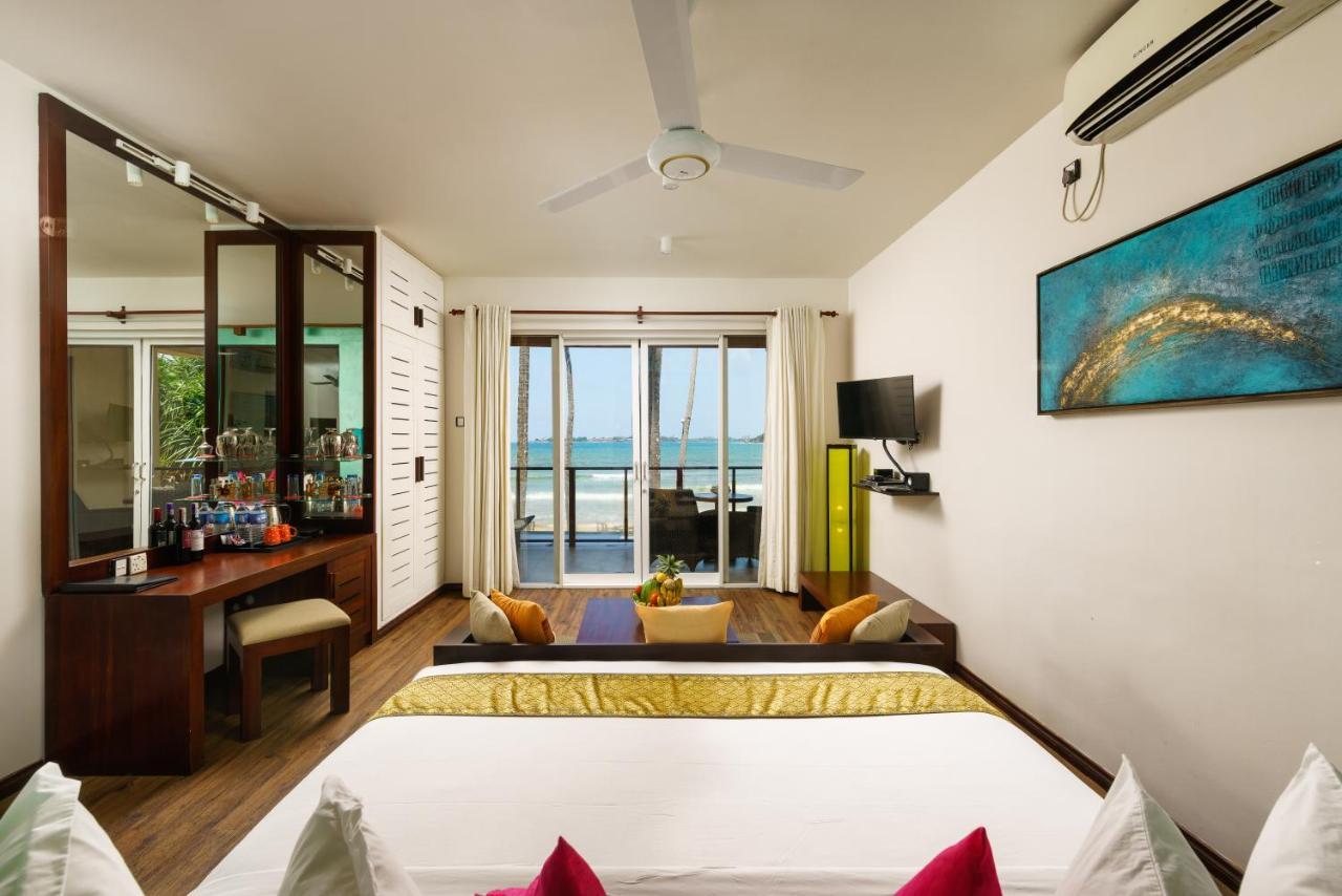 Deluxe Room Sea View on selected wines