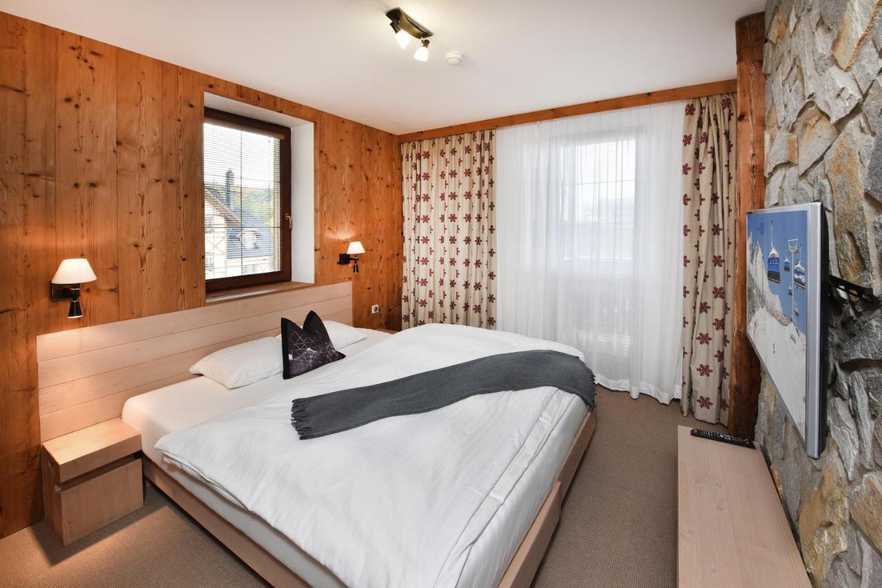 One-Bedroom Deluxe Apartment,1306611406:JPEG