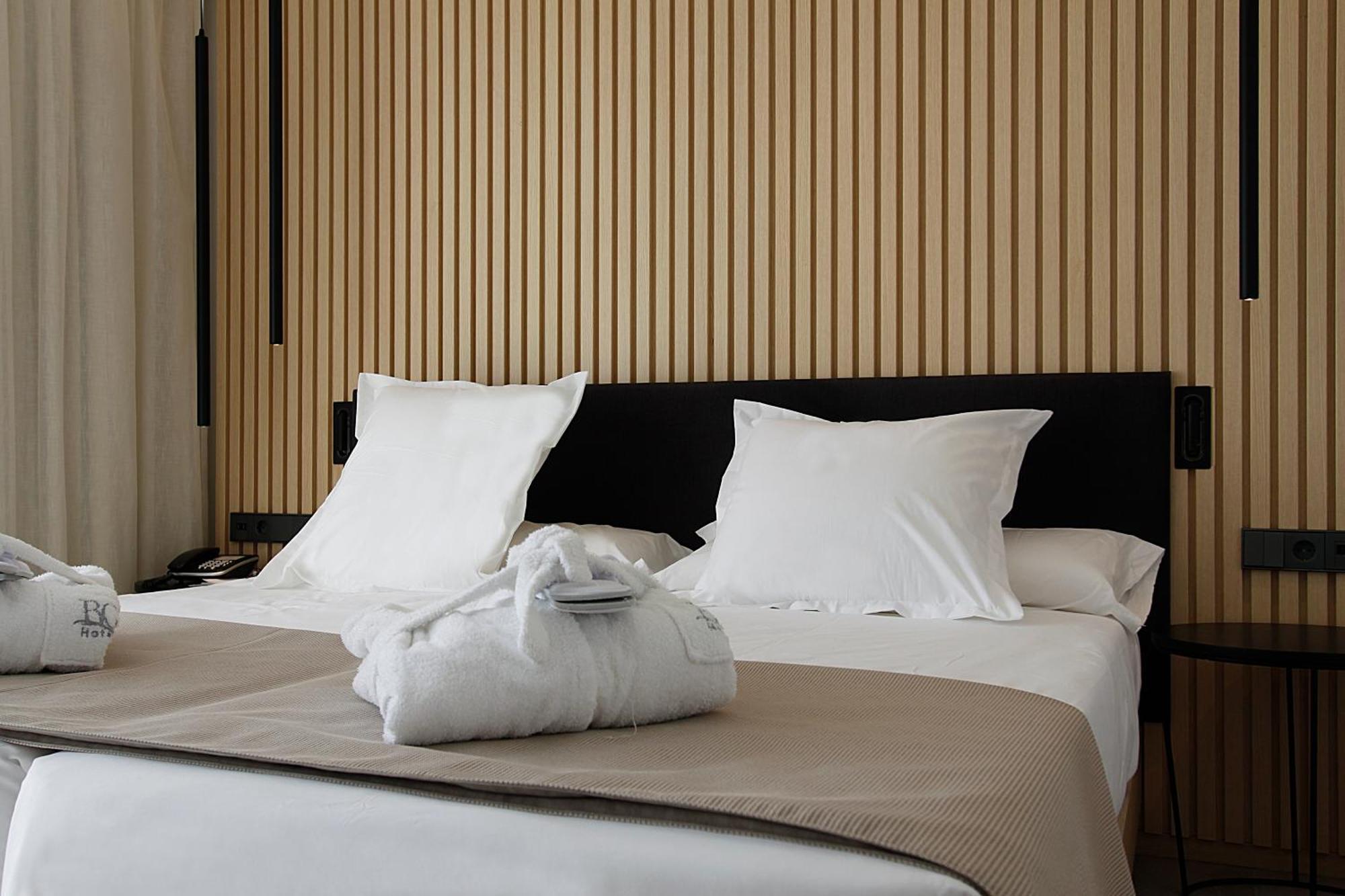 Superior Double Room,1306800502:JPEG