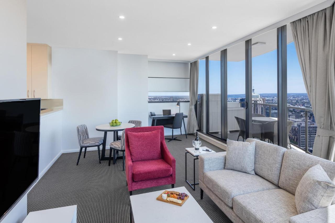 One-Bedroom Altitude Suite