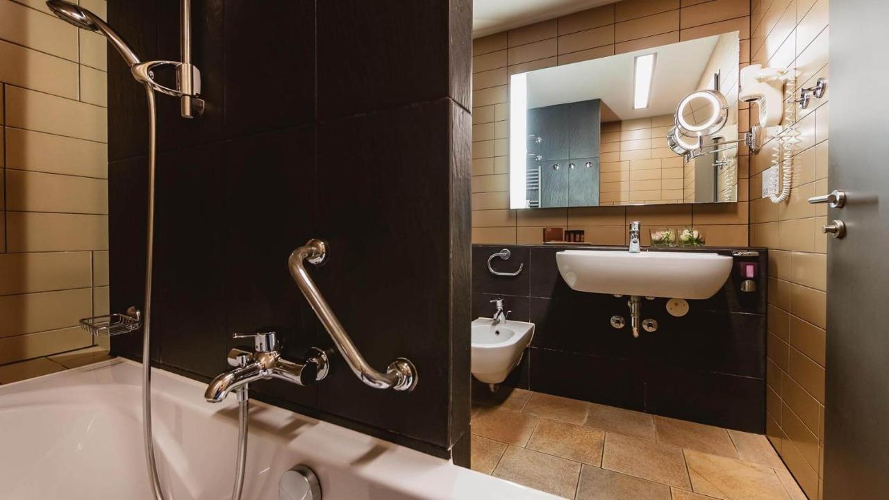 Standard Double or Twin Room with Forest View (2 Adults + 1 Child),1309936927:JPEG