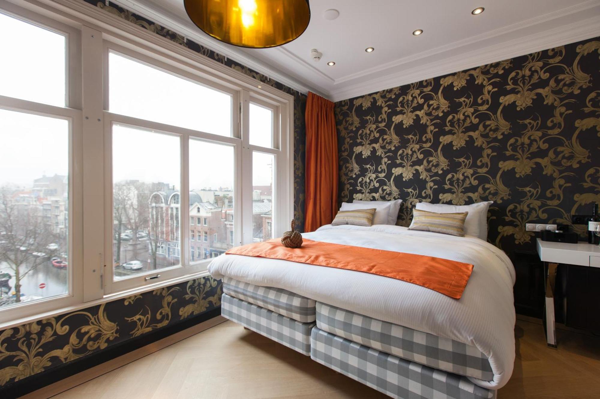 Deluxe Double Room Canal View