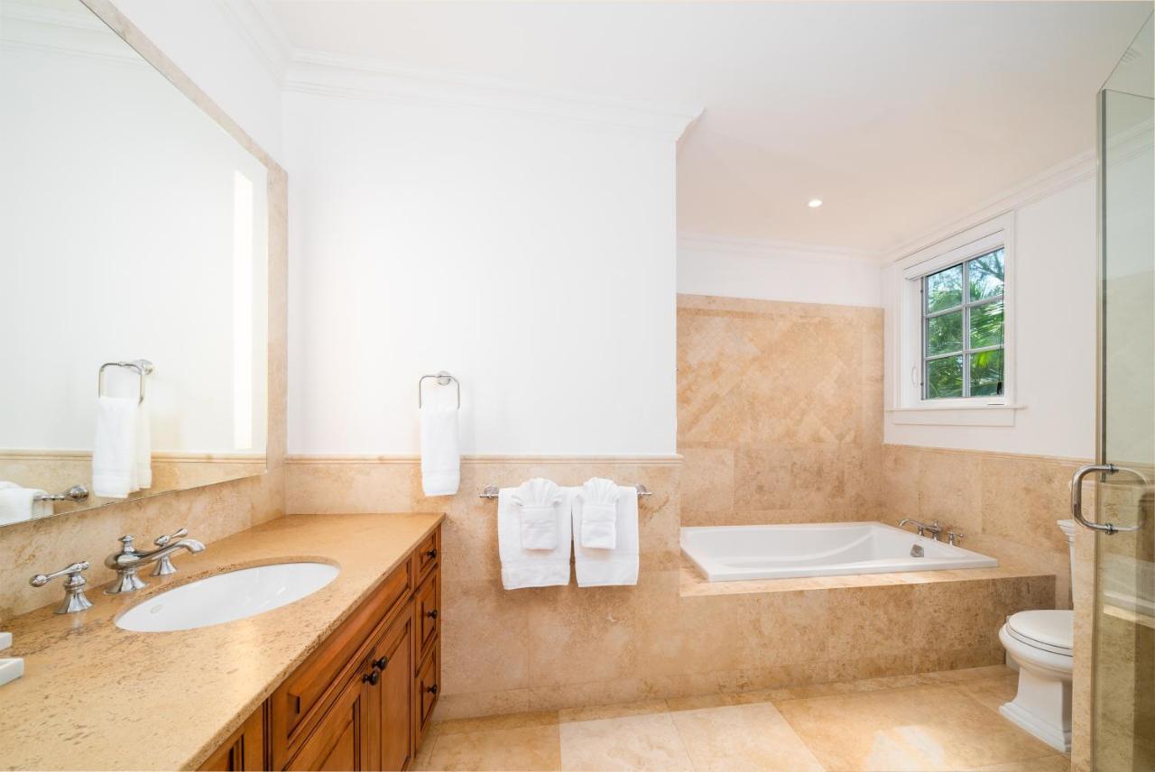 3 Bedroom Suite Ocean Front
