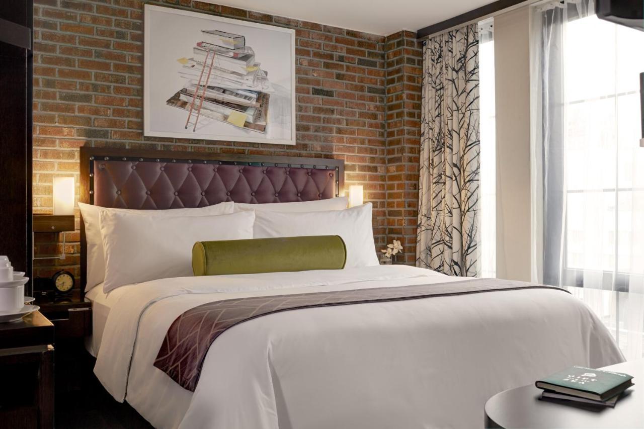 Archer King Guest Room
