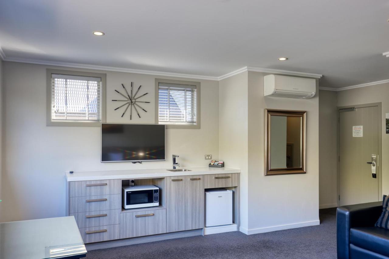 Mountain View Studio Ground Floor