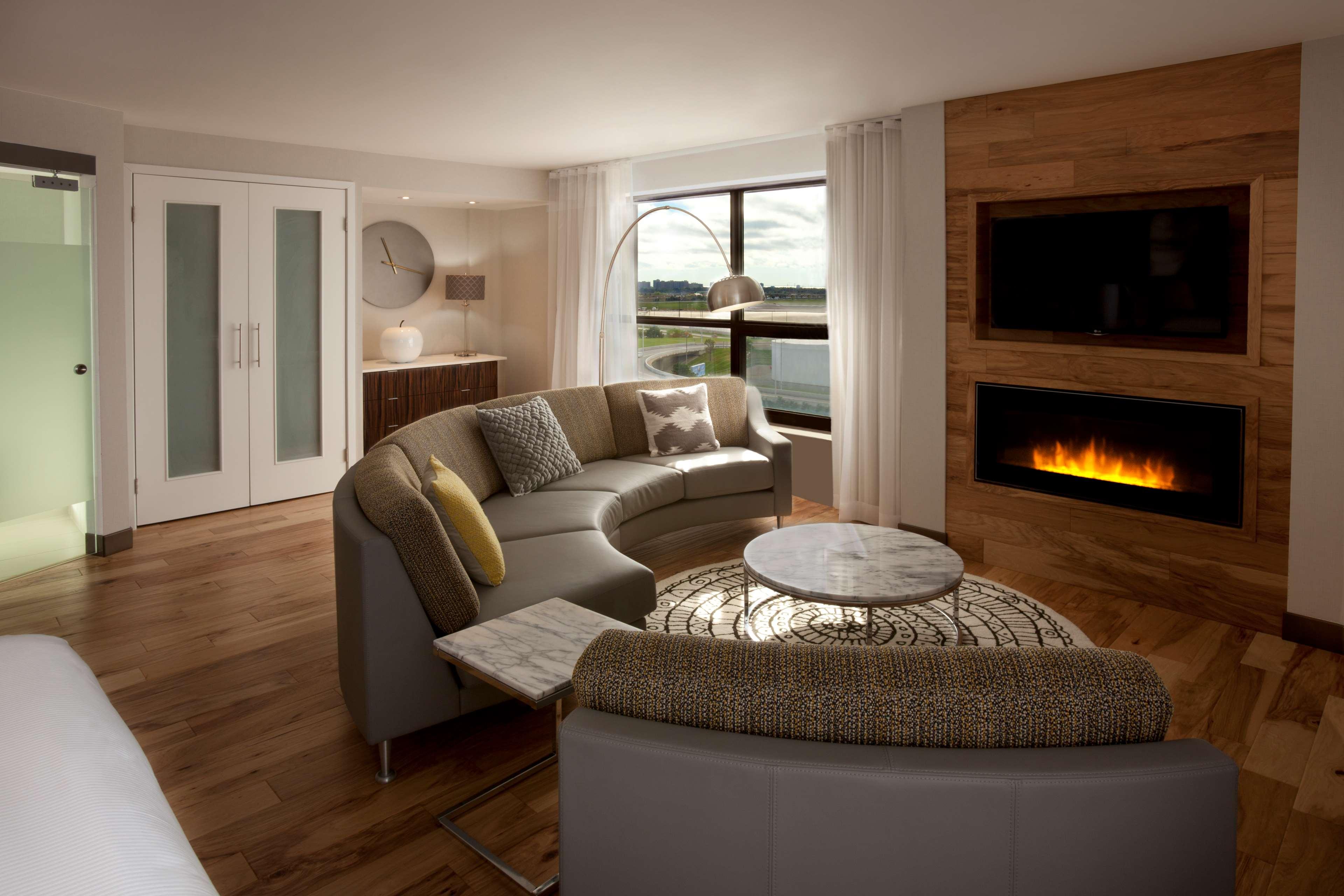 One King Premium Corner Room