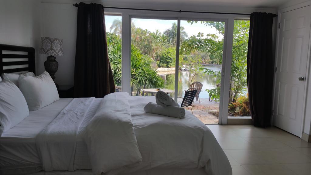 Premium King Room,163376484:JPEG