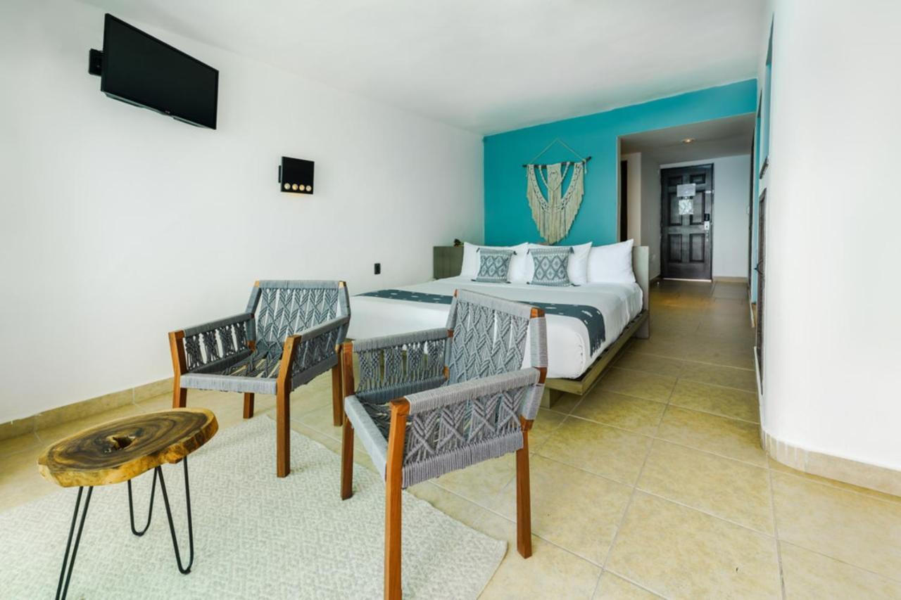 Deluxe King Room Ocean View
