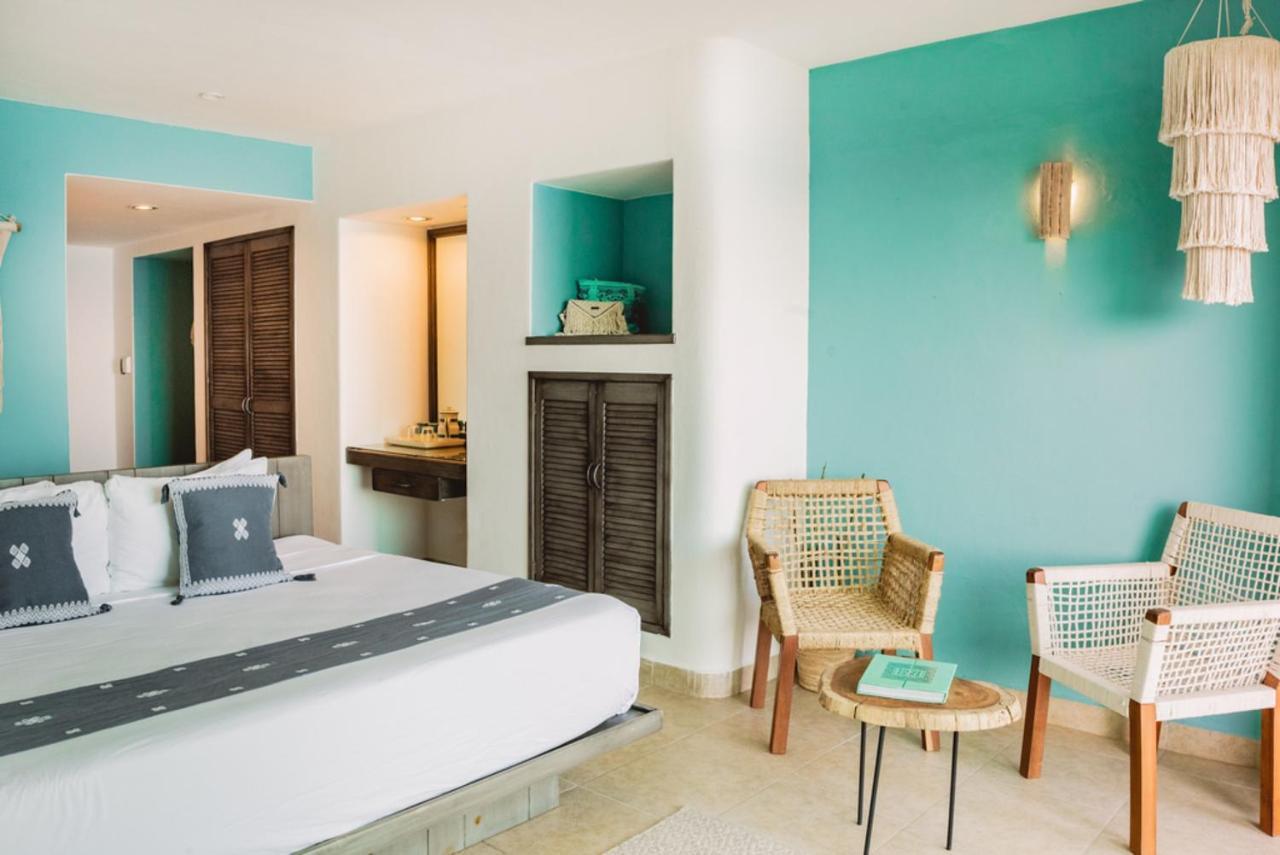 Deluxe King Room Ocean View