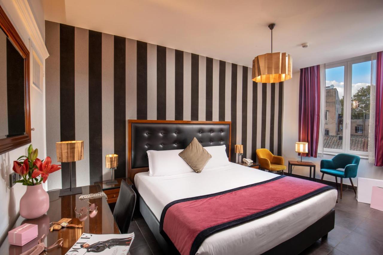 Deluxe Double Room Terrace City View