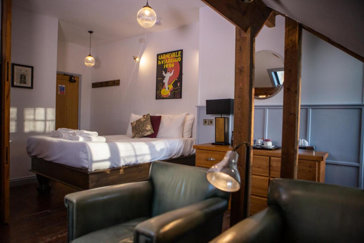 King Room Lake View