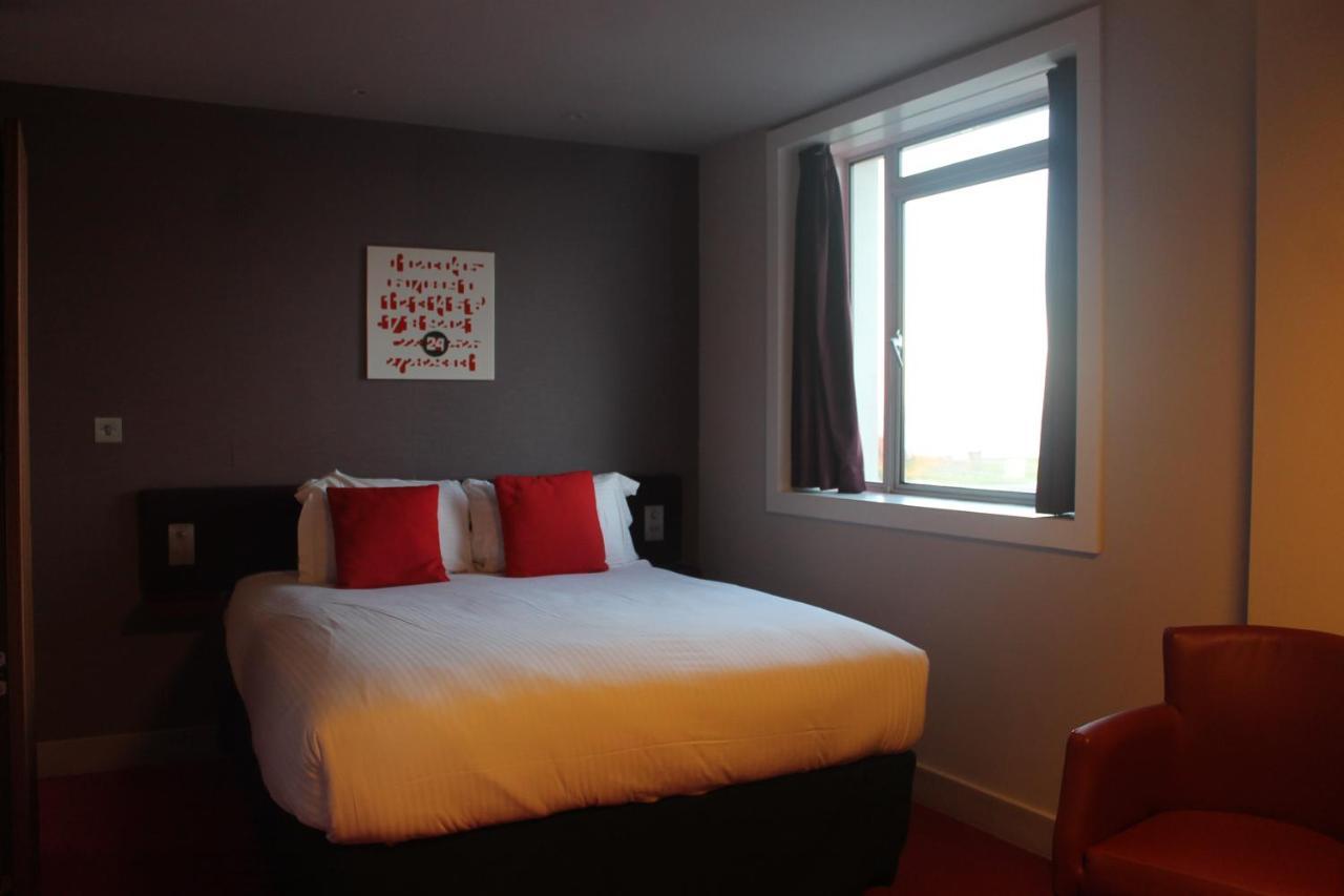 Classic Twin Room