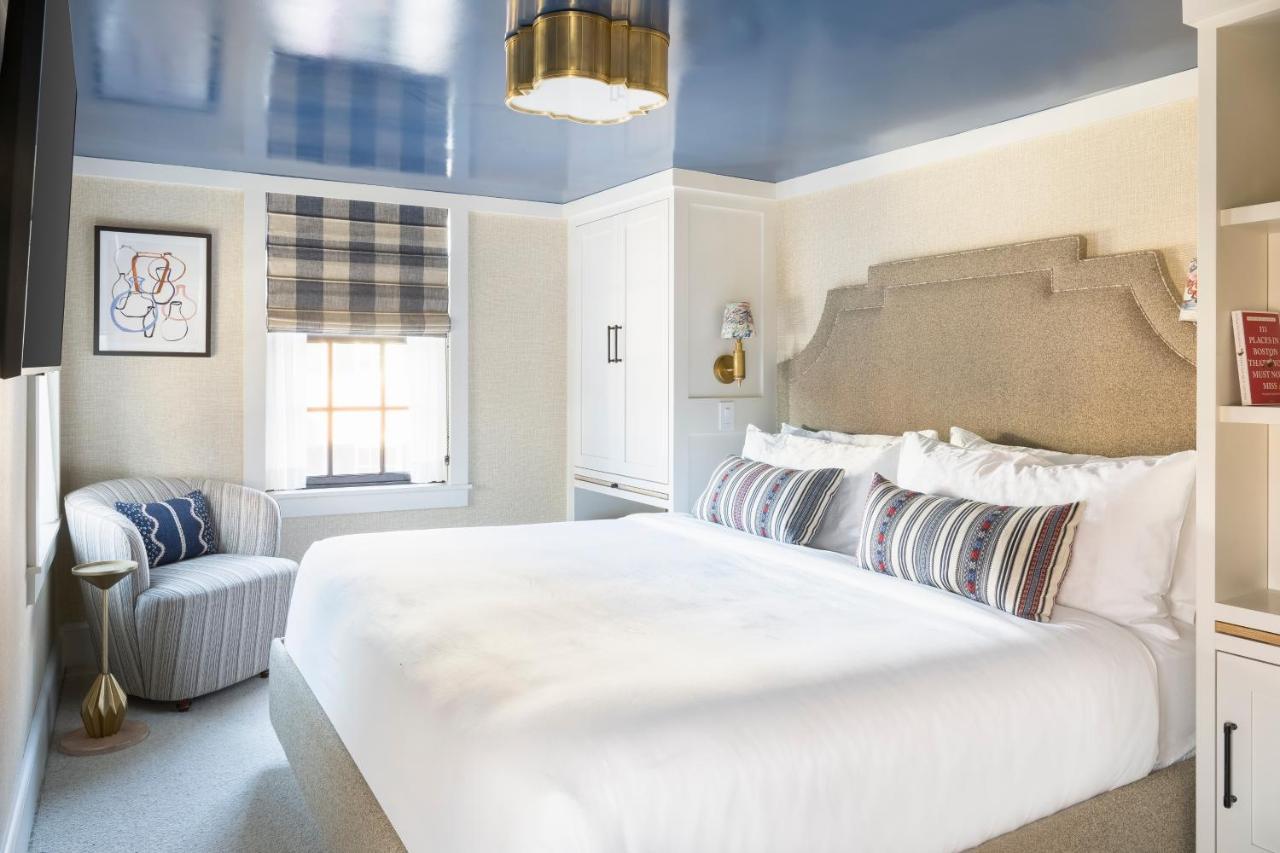 King Room,1583073785:JPEG