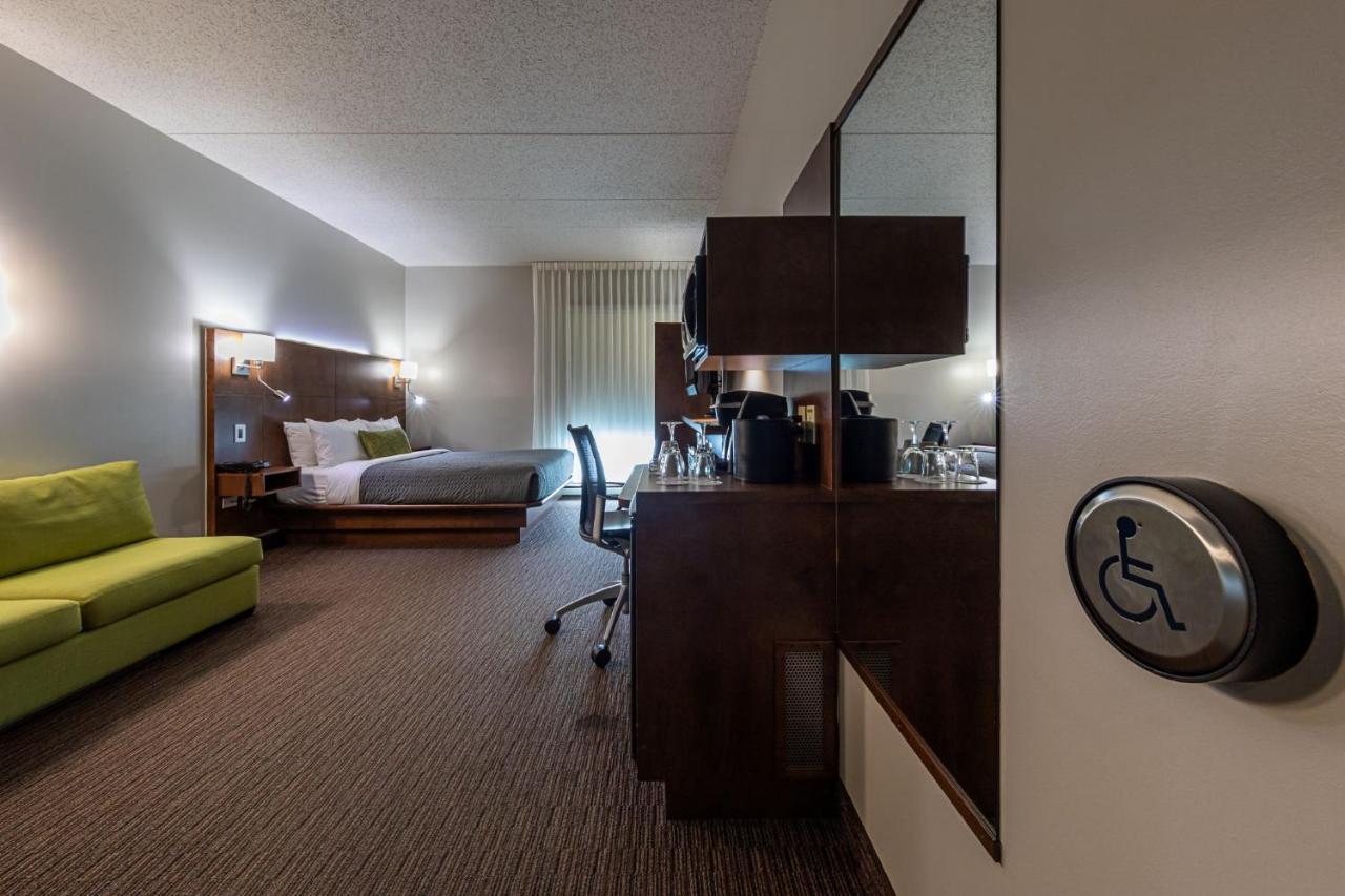 Queen Room Disability Access
