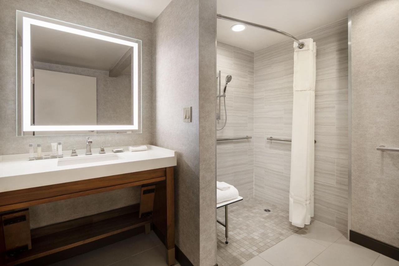 Double Room with Two Double Beds - Hearing Accessible,1634412167:JPEG