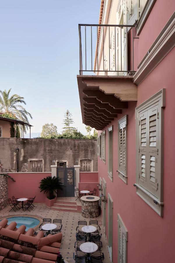 Deluxe Double Room,1352729674:JPEG