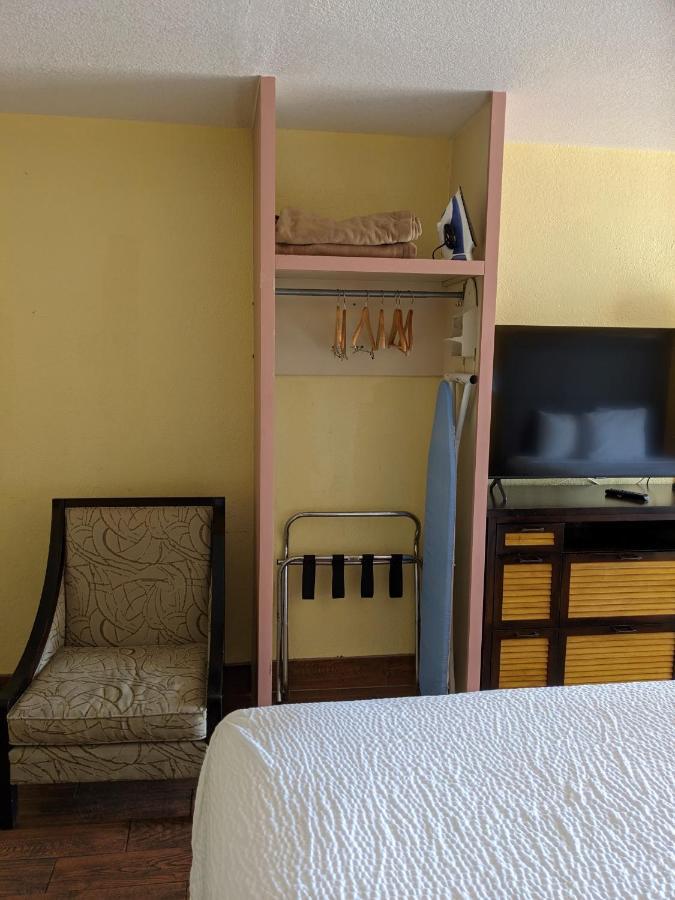 Deluxe Queen Room Two Queen Beds Non-Smoking