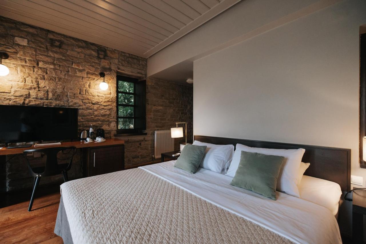 Superior Double or Twin Room Mountain View