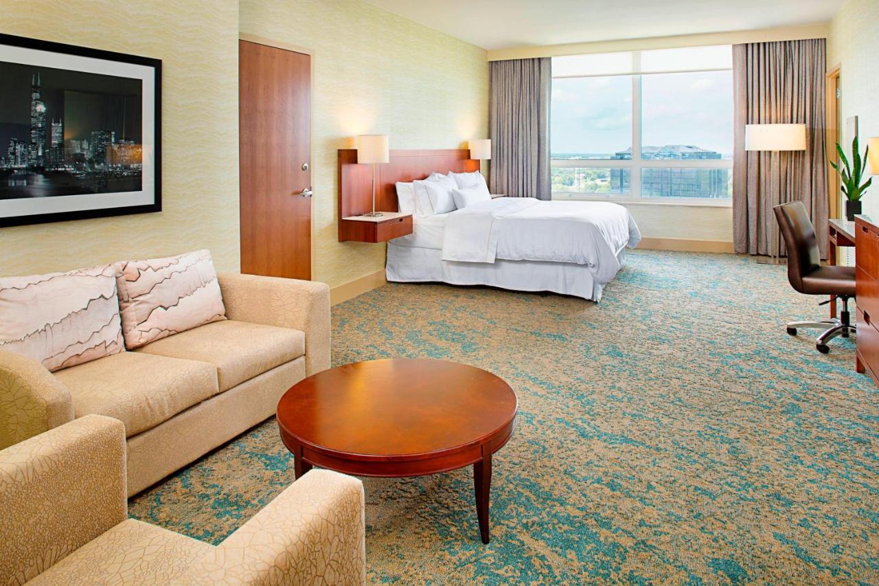 Junior Suite,1371396704:JPEG