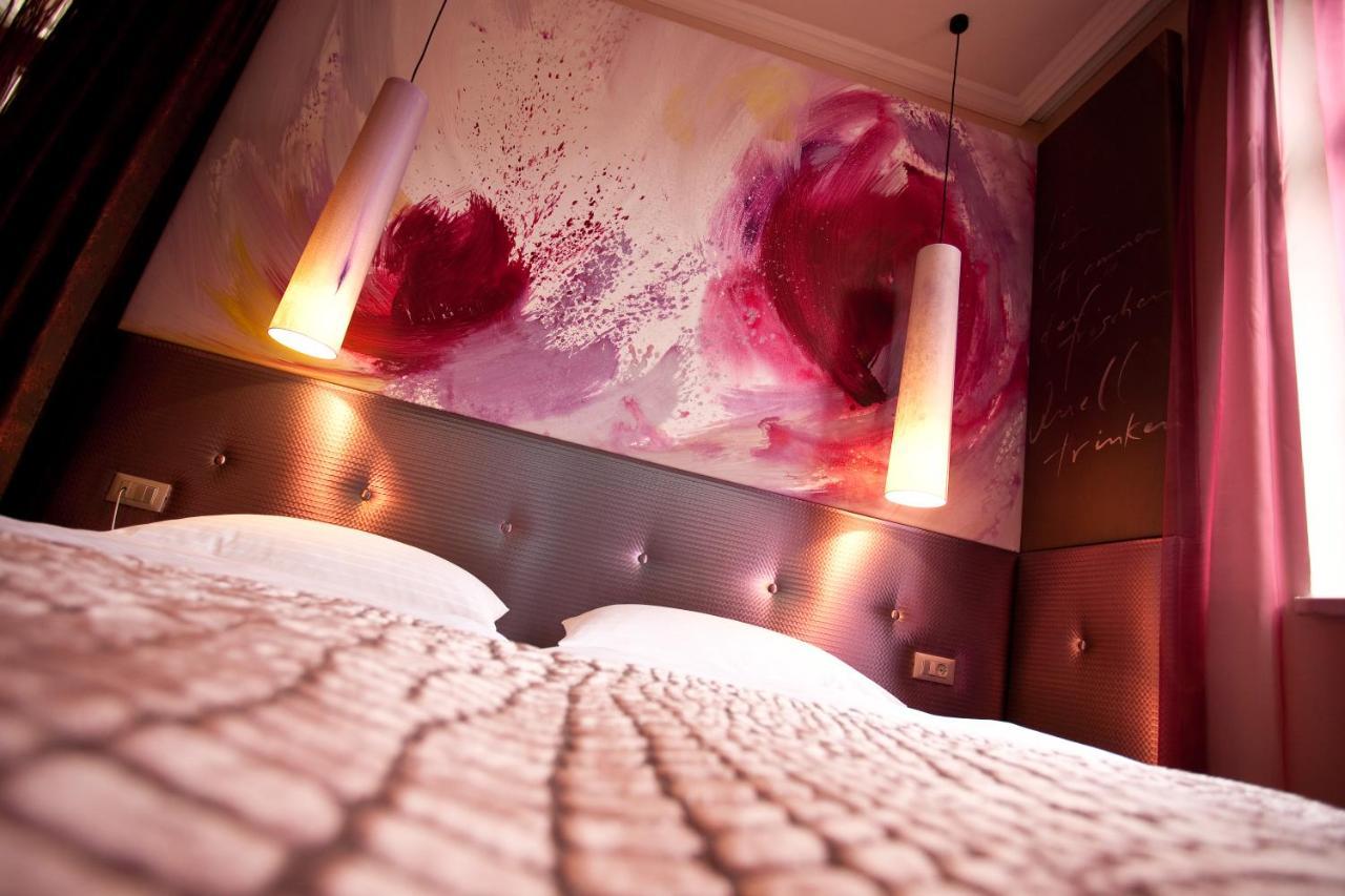 Deluxe Double or Twin Room Garden View