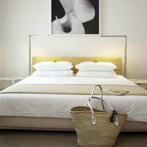 Deluxe Double Room,137212131:JPEG