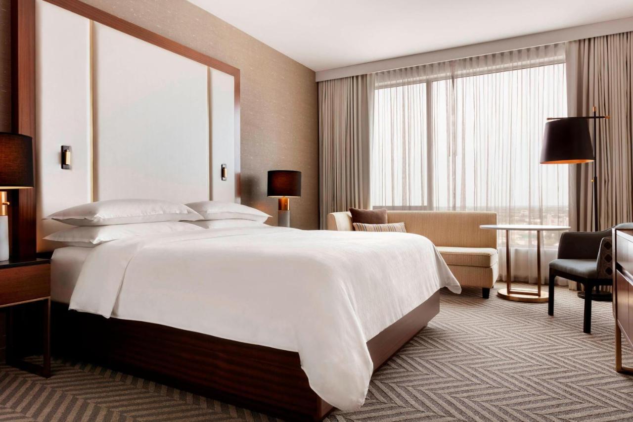 Guest Room, 1 King