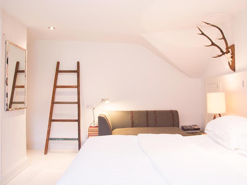 Double Room,1380878033:JPEG