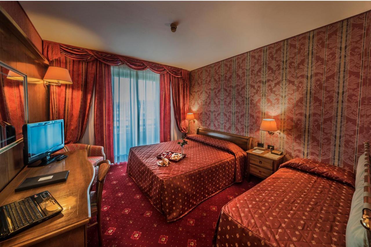 Triple Room,1386377270:JPEG