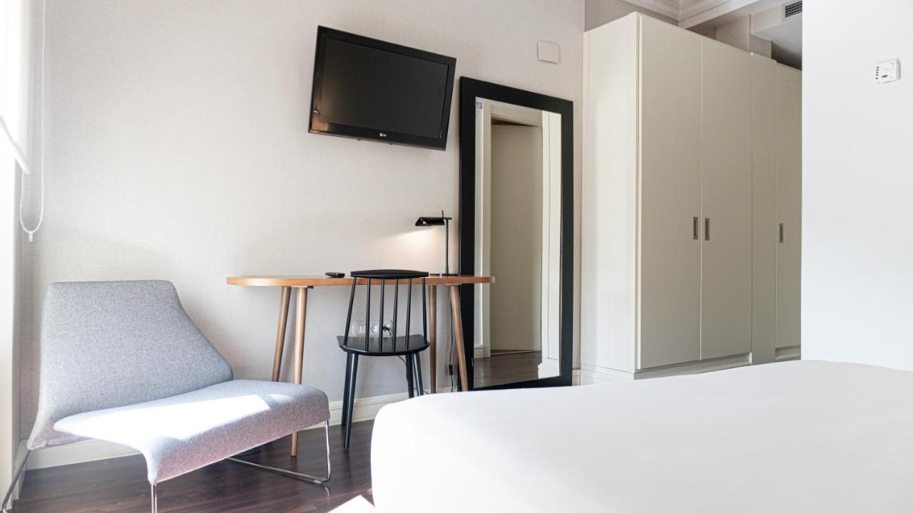 Deluxe Double Room Extra Bed