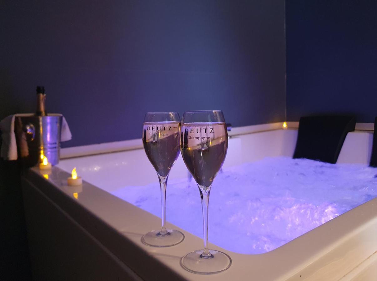 Suite Hot Tub